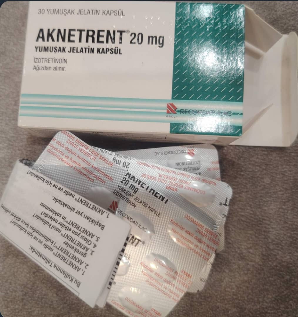 قرص راکوتان ایزوترتینوئین برند آکنوترن